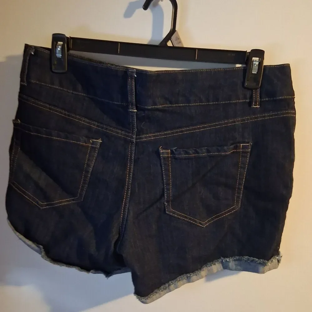 Refuge Dark Denim Cuffed Shorts Sz 14